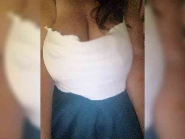 Xo4y-SeX-TpaX webcam