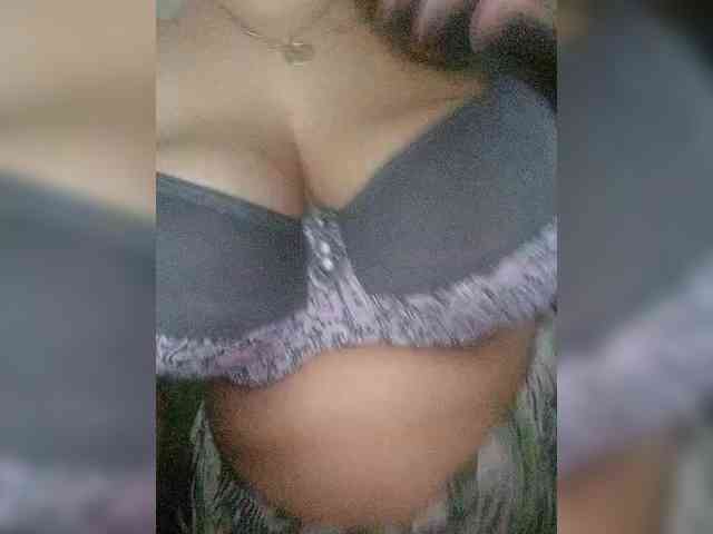 Xo4y-SeX-TpaX webcam