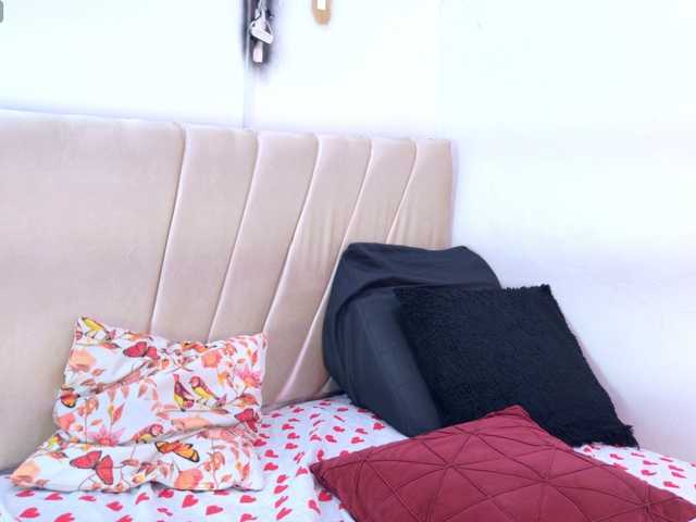 mikoto-urab's BongaCams show and profile