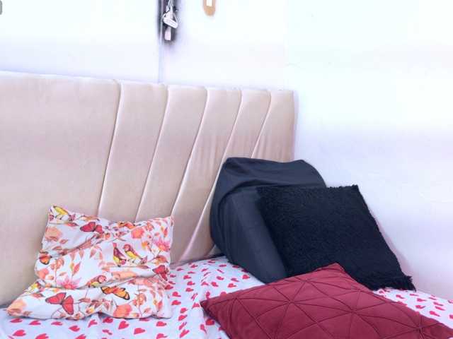 mikoto-urab's BongaCams show and profile