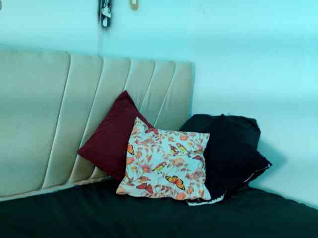 mikoto-urab Live Webcam on BongaCams