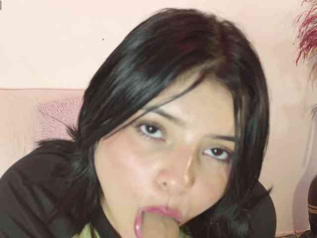 mikoto-urab Live Webcam on BongaCams