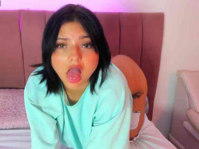 mikoto-urab webcam