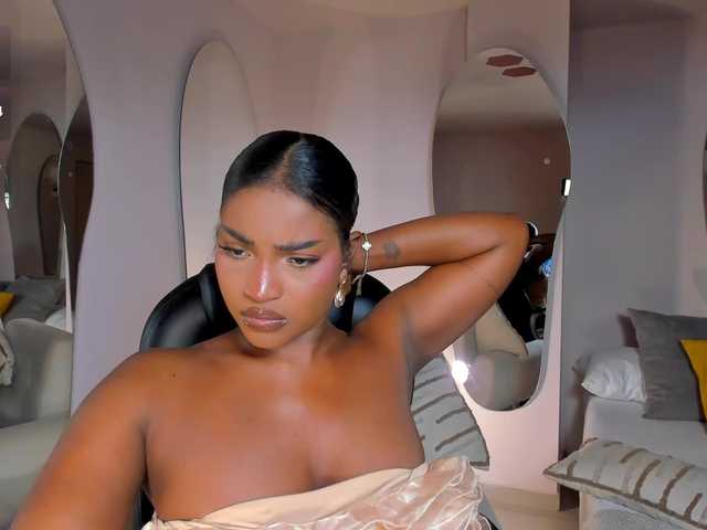 SavannahStorm's BongaCams show and profile