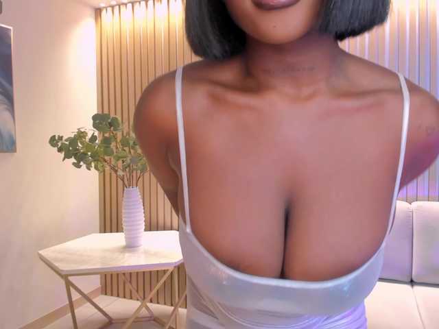 SavannahStorm's BongaCams show and profile
