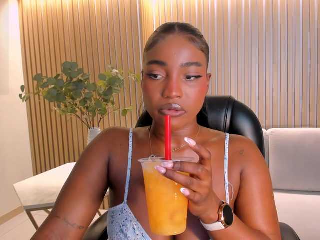 SavannahStorm's BongaCams show and profile