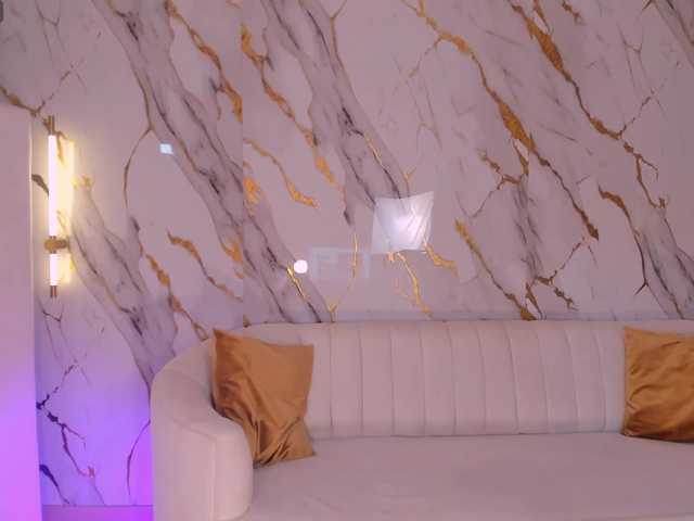 SavannahStorm's BongaCams show and profile