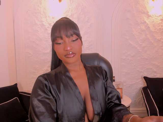 SavannahStorm's BongaCams show and profile