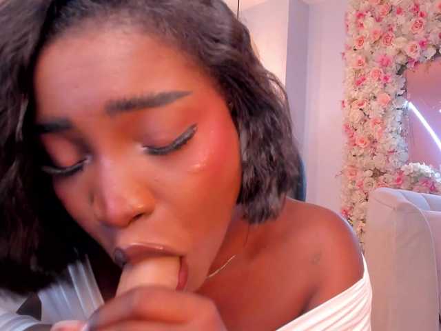 SavannahStorm's BongaCams show and profile