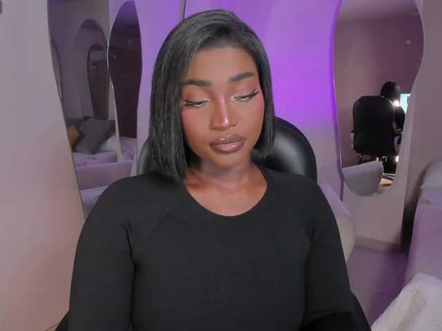 SavannahStorm's BongaCams show and profile