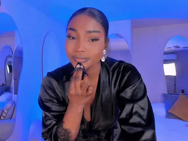 SavannahStorm's BongaCams show and profile