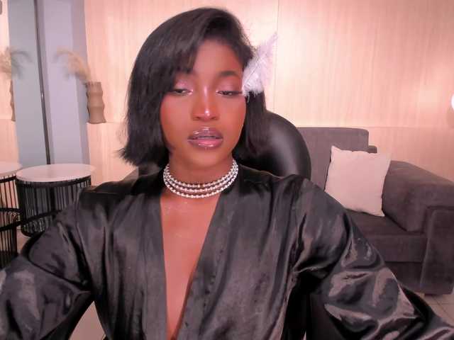 SavannahStorm's BongaCams show and profile