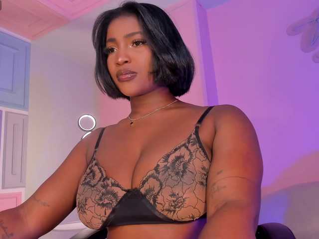 SavannahStorm's BongaCams show and profile