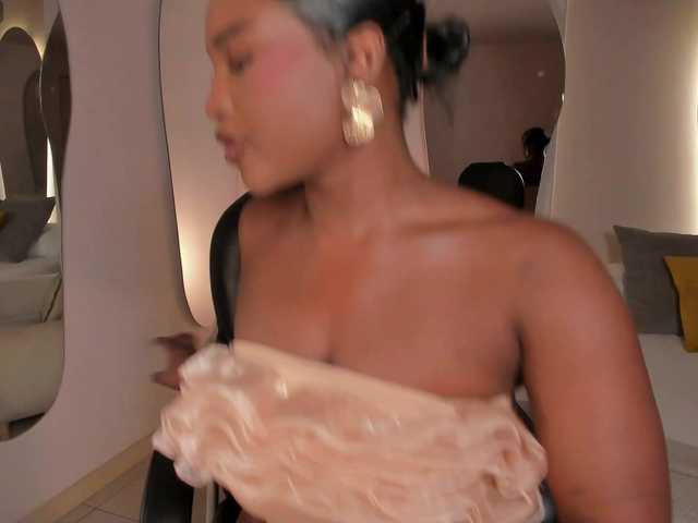 SavannahStorm's BongaCams show and profile