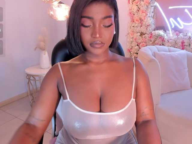 SavannahStorm's BongaCams show and profile