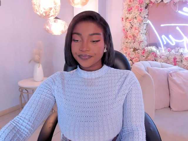 SavannahStorm's BongaCams show and profile