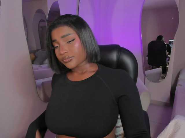 SavannahStorm's BongaCams show and profile