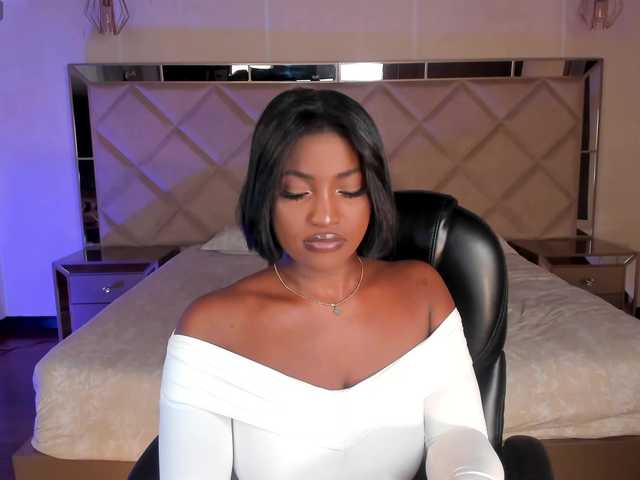 SavannahStorm's BongaCams show and profile