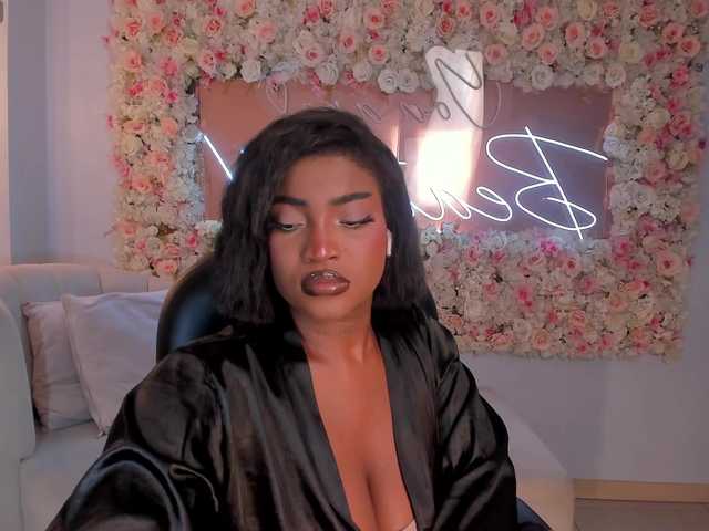 SavannahStorm's BongaCams show and profile