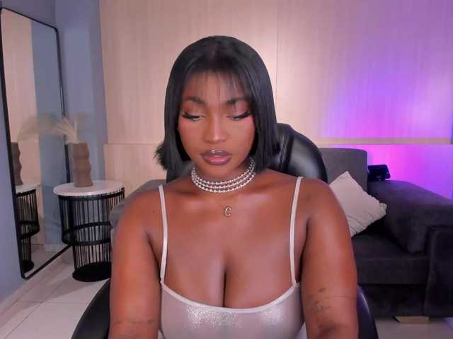 SavannahStorm's BongaCams show and profile