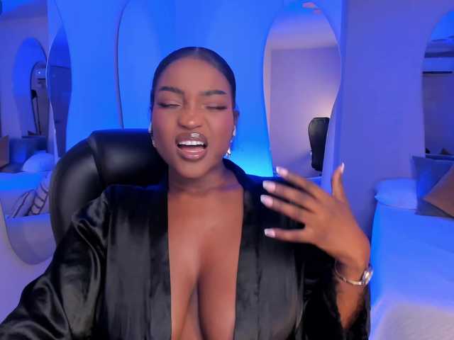 SavannahStorm's BongaCams show and profile