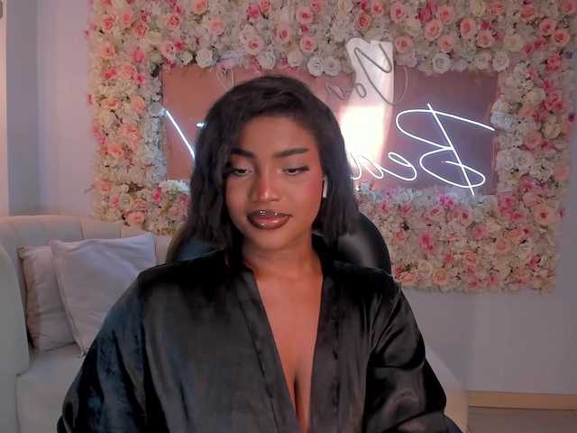 SavannahStorm's BongaCams show and profile