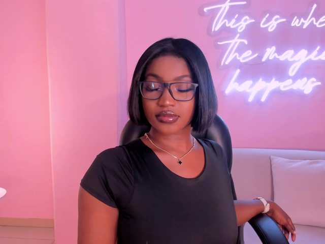 SavannahStorm's BongaCams show and profile