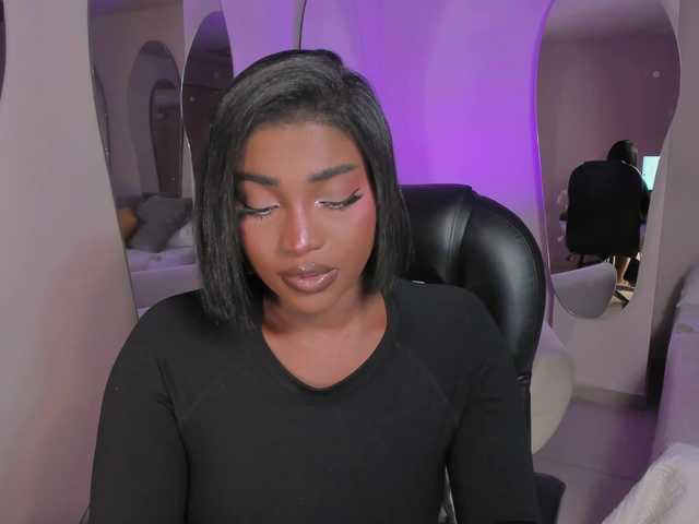 SavannahStorm's BongaCams show and profile