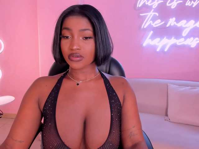 SavannahStorm's BongaCams show and profile