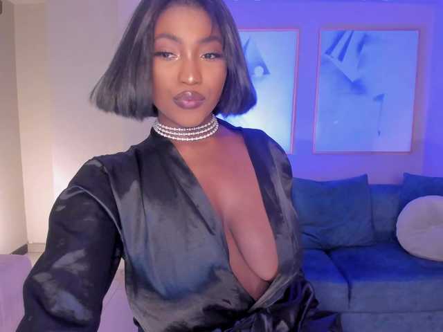 SavannahStorm's BongaCams show and profile