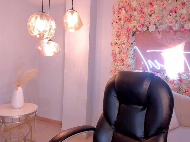 SavannahStorm's BongaCams show and profile