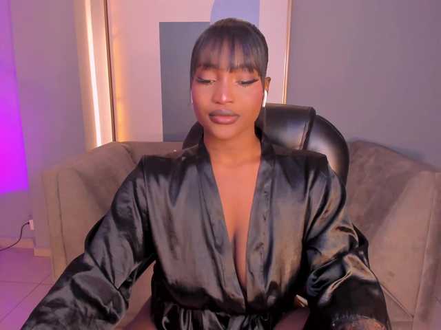 SavannahStorm's BongaCams show and profile