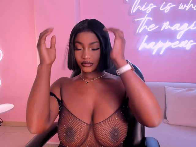 SavannahStorm's BongaCams show and profile