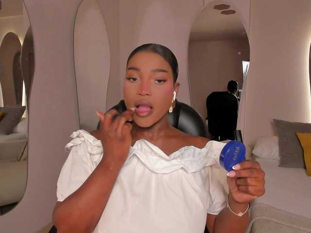 SavannahStorm's BongaCams show and profile