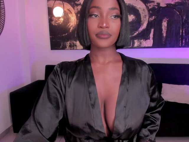 SavannahStorm's BongaCams show and profile