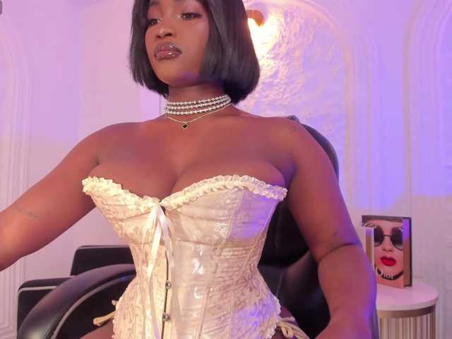 SavannahStorm's BongaCams show and profile