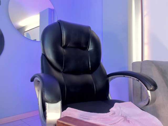 SavannahStorm's BongaCams show and profile