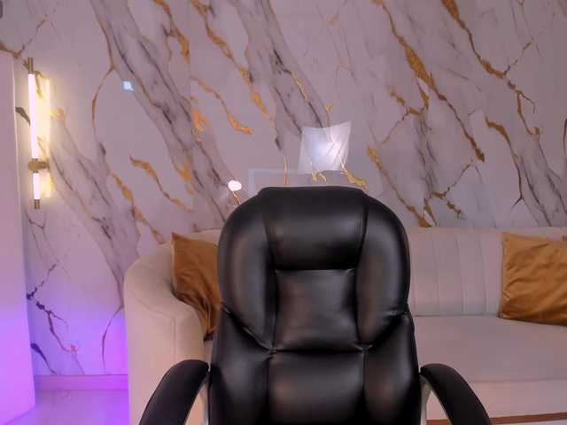 SavannahStorm's BongaCams show and profile