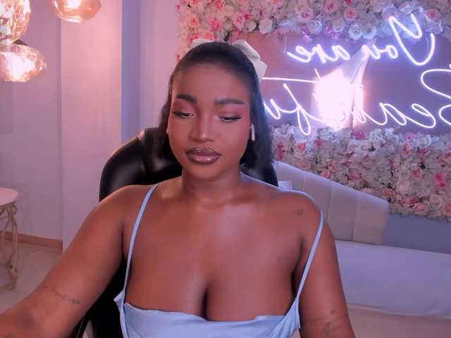 SavannahStorm's BongaCams show and profile