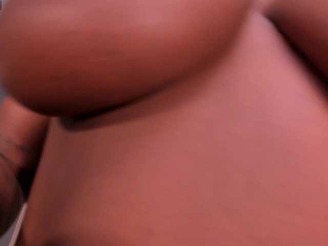 SavannahStorm's BongaCams show and profile