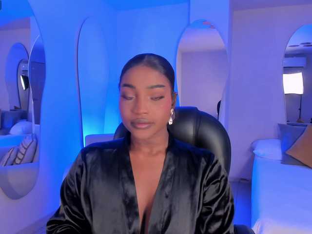 SavannahStorm's BongaCams show and profile