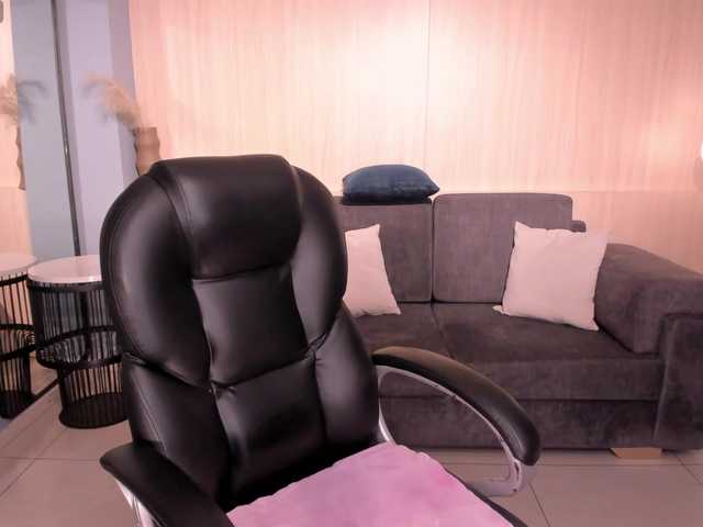 SavannahStorm's BongaCams show and profile