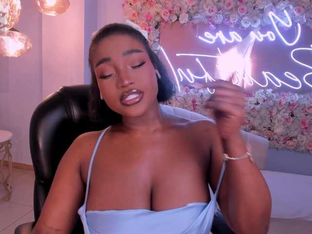 SavannahStorm's BongaCams show and profile