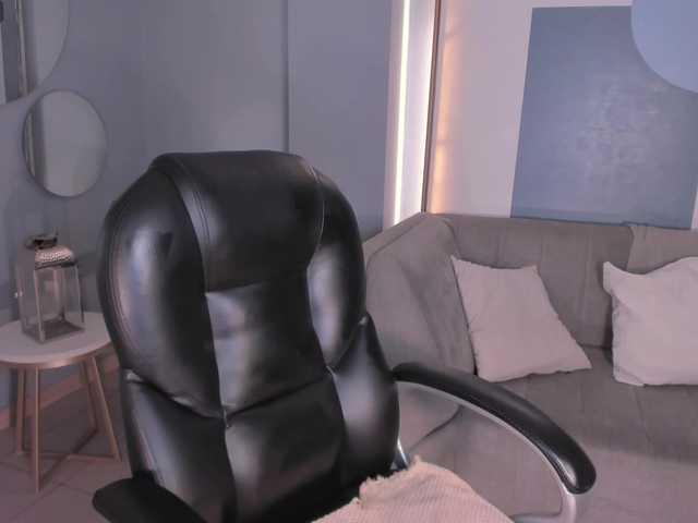 SavannahStorm's BongaCams show and profile