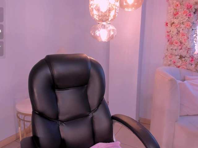 SavannahStorm's BongaCams show and profile