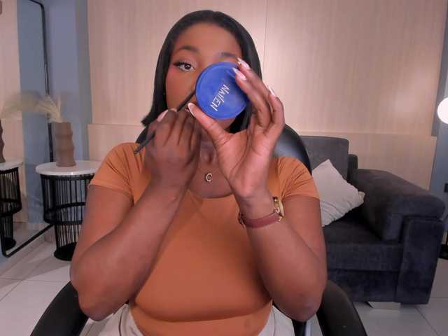 SavannahStorm's BongaCams show and profile