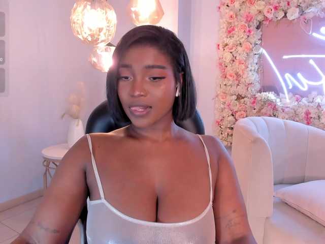 SavannahStorm's BongaCams show and profile