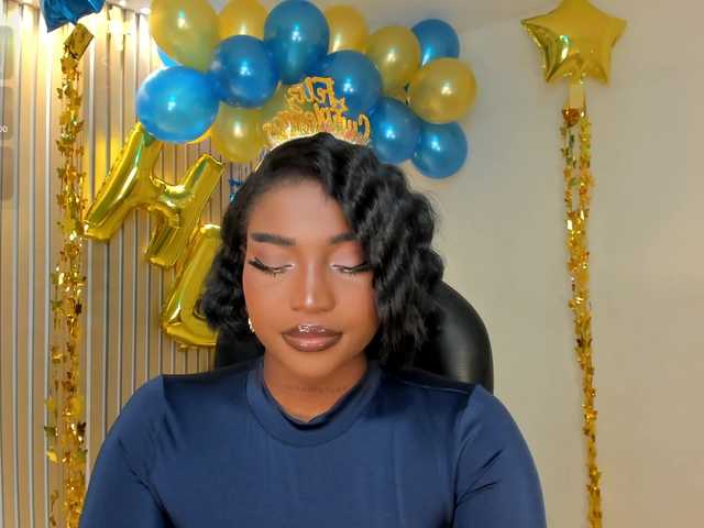 SavannahStorm's BongaCams show and profile