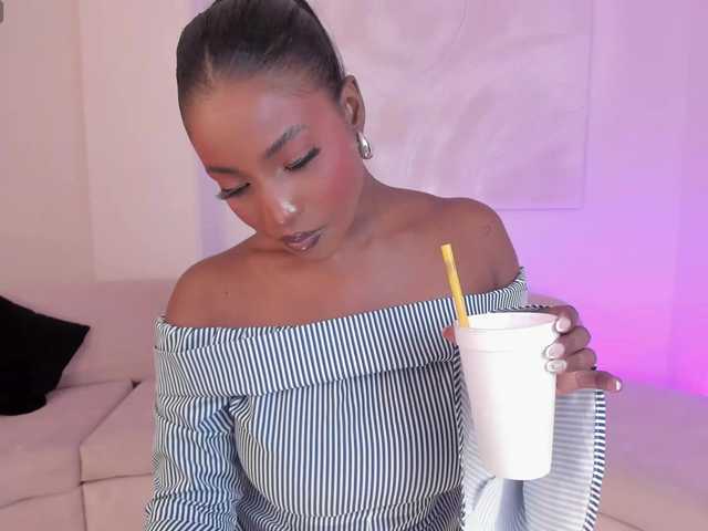 SavannahStorm's BongaCams show and profile