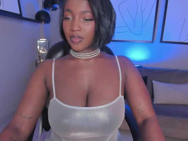 SavannahStorm's BongaCams show and profile